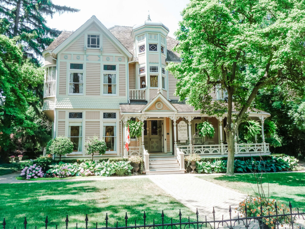 A gallery in Niagara on the Lake