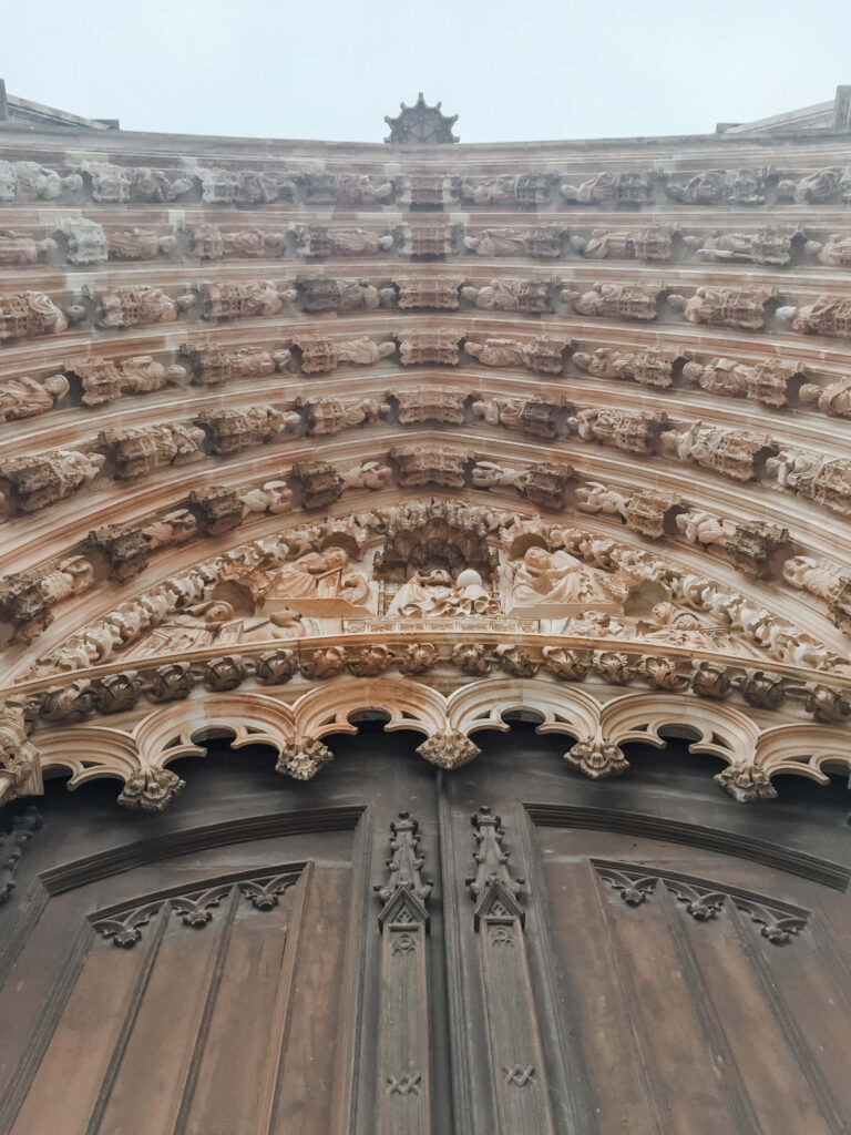 Above a door to the Batalha