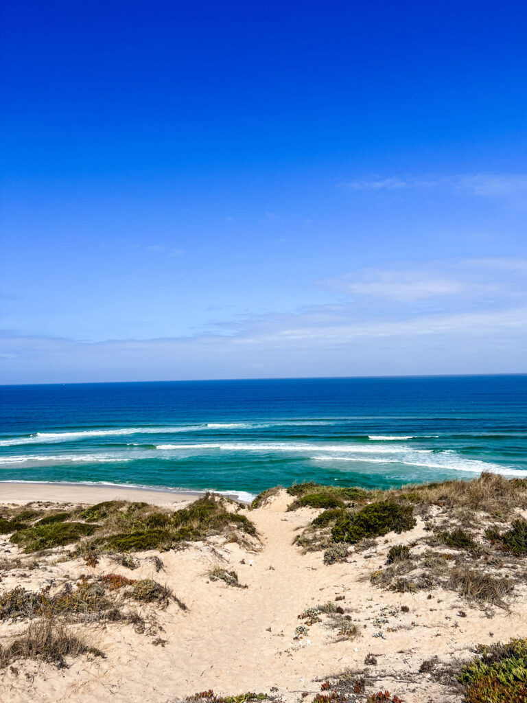 Sunny day at Praia del Rey