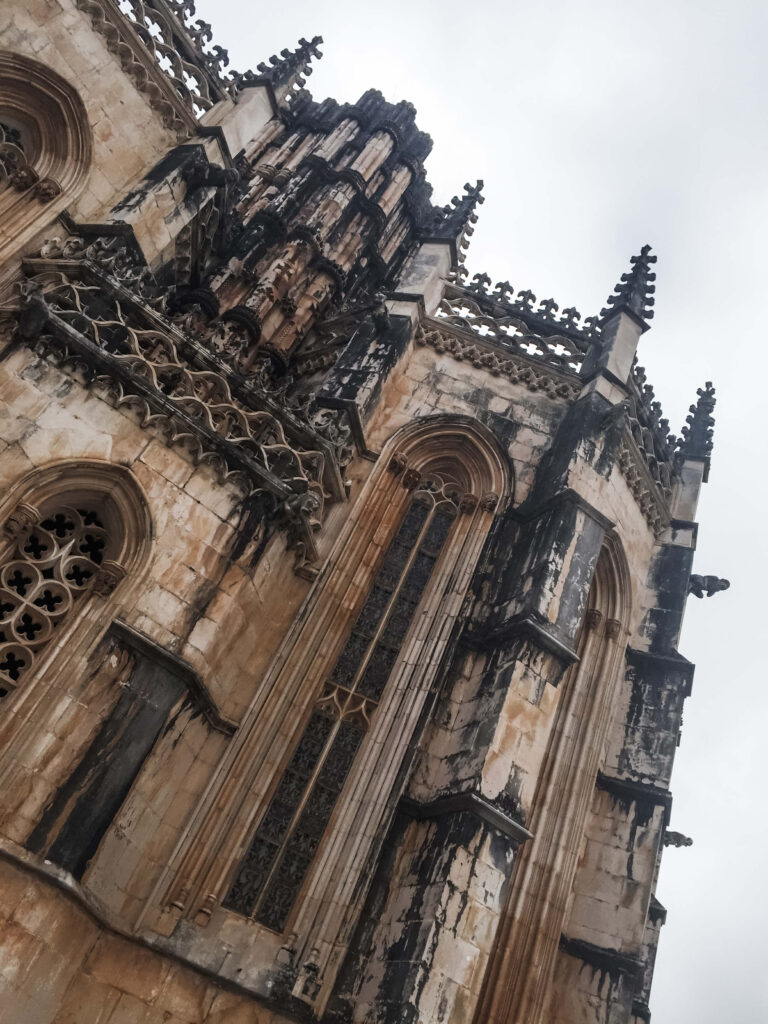 up close of a corner of the Batalha in portugal